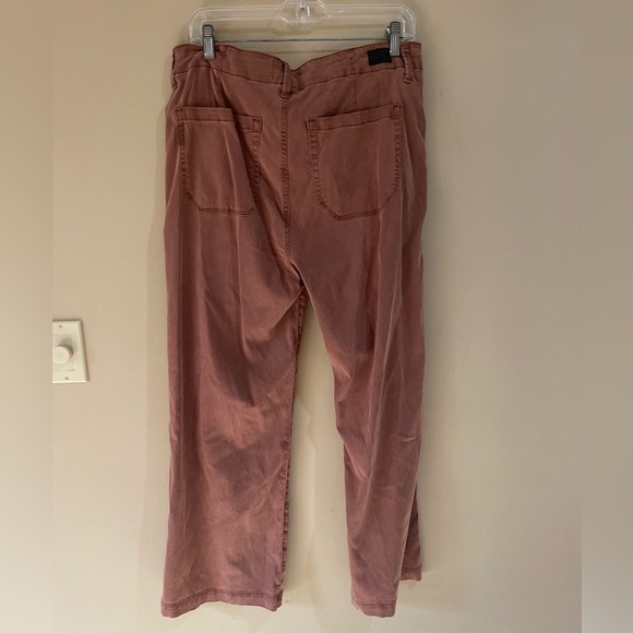 NWT Paige wide leg crop. Sz 30 - Picture 10 of 10